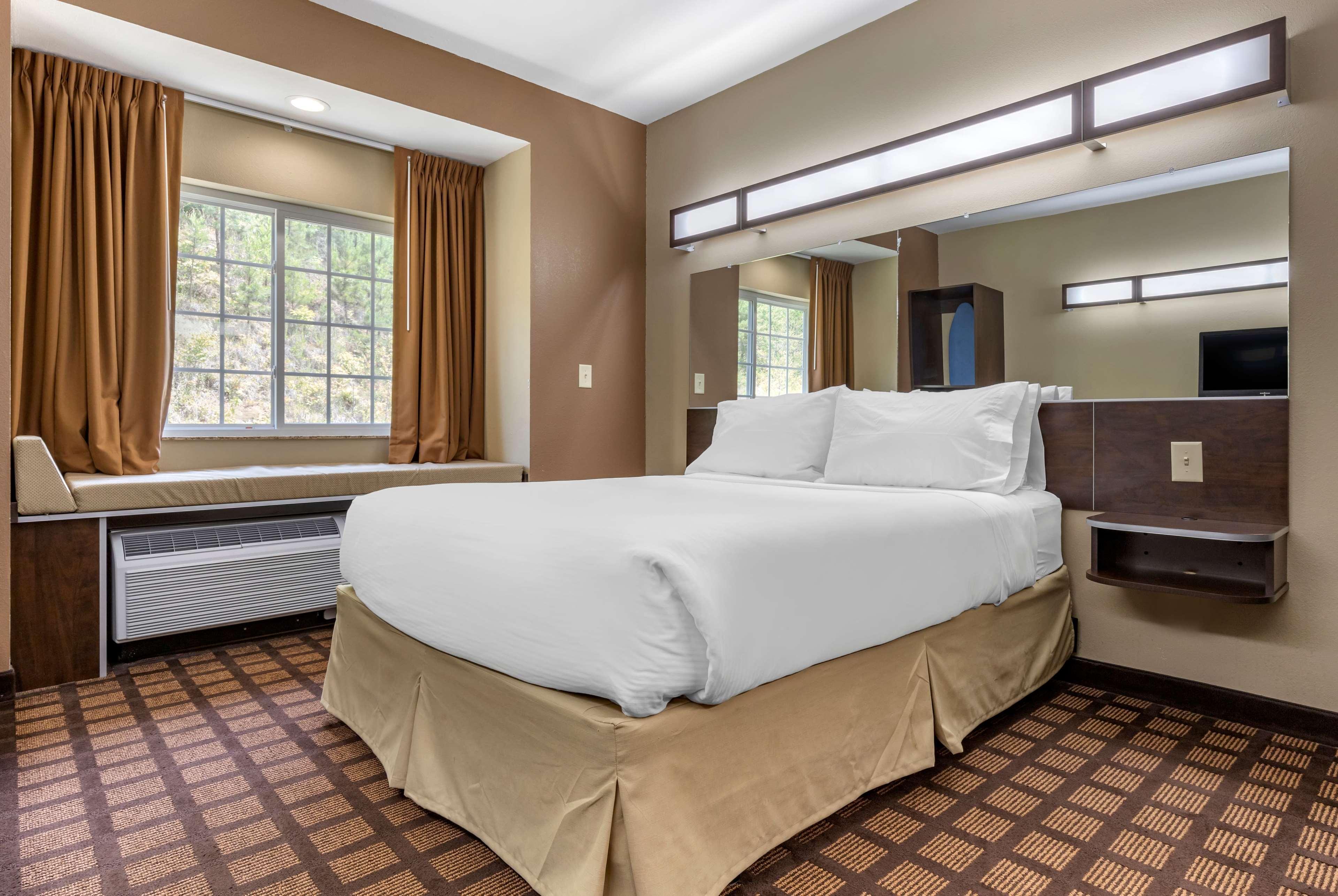 Microtel Inn & Suites Dillsboro/Sylva Buitenkant foto