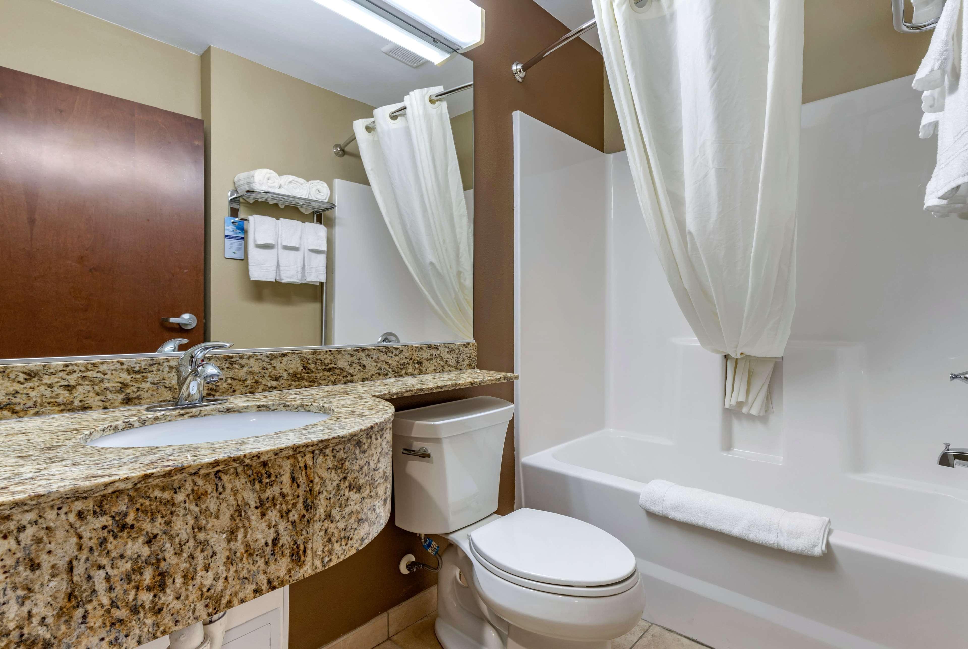 Microtel Inn & Suites Dillsboro/Sylva Buitenkant foto