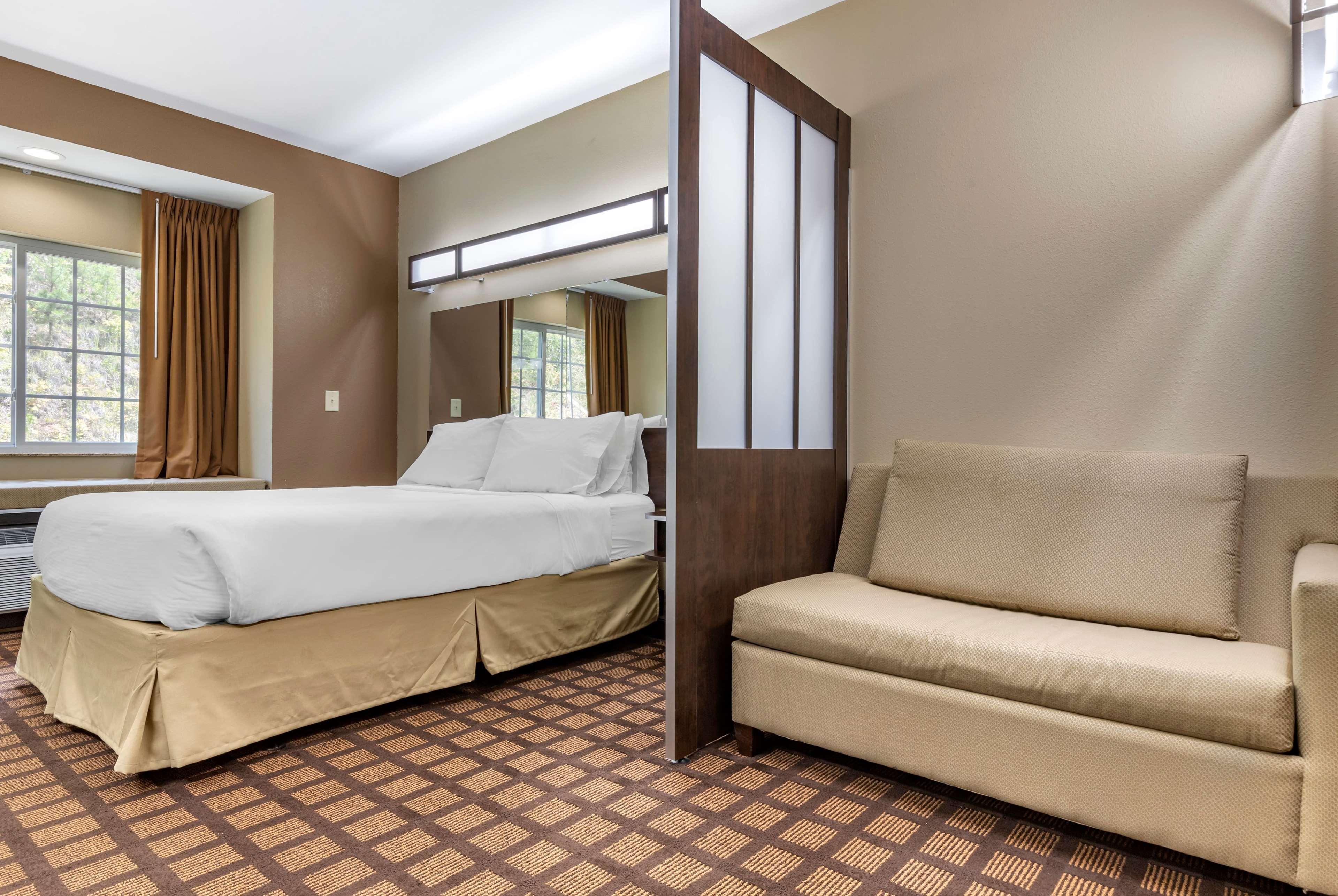 Microtel Inn & Suites Dillsboro/Sylva Buitenkant foto