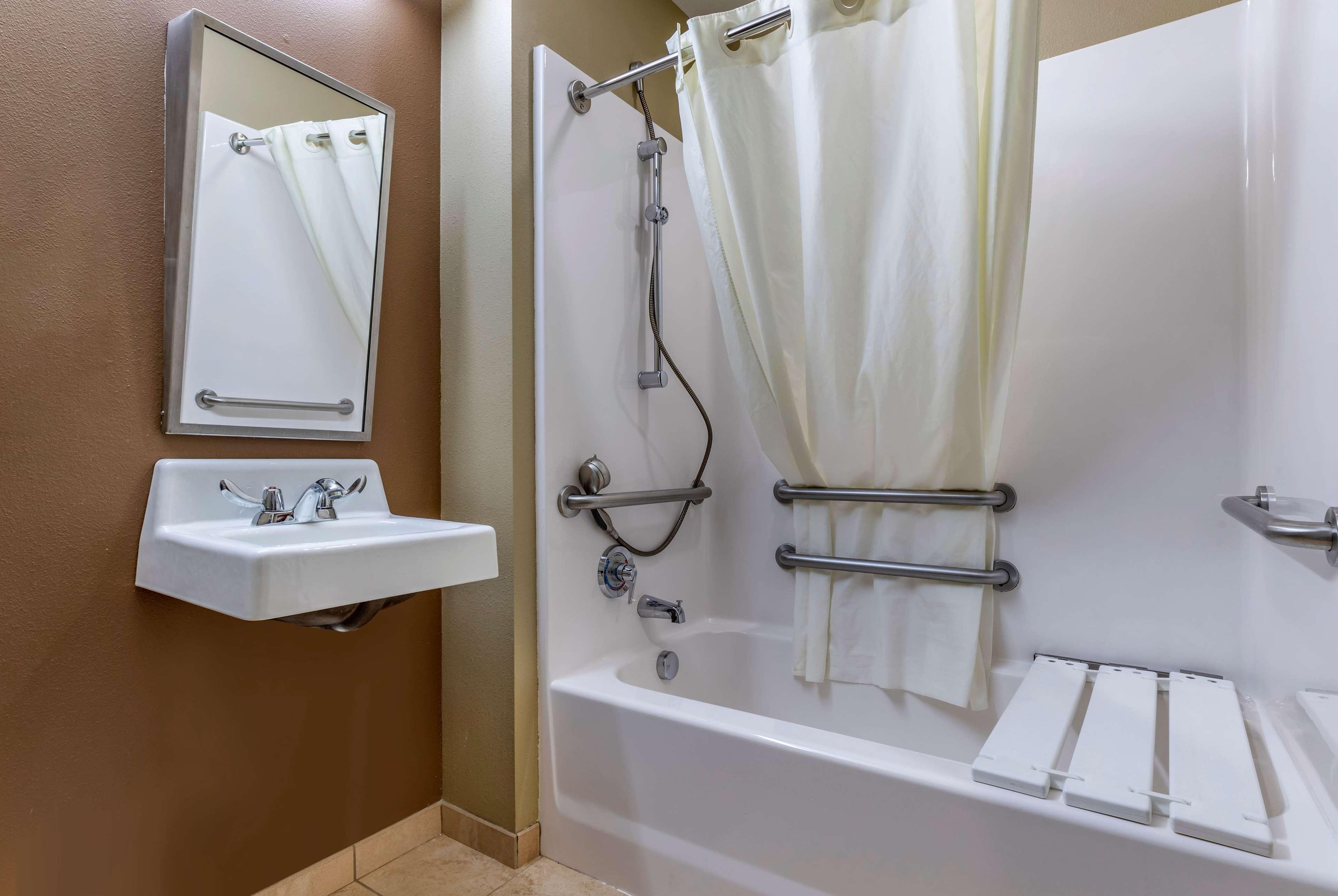Microtel Inn & Suites Dillsboro/Sylva Buitenkant foto