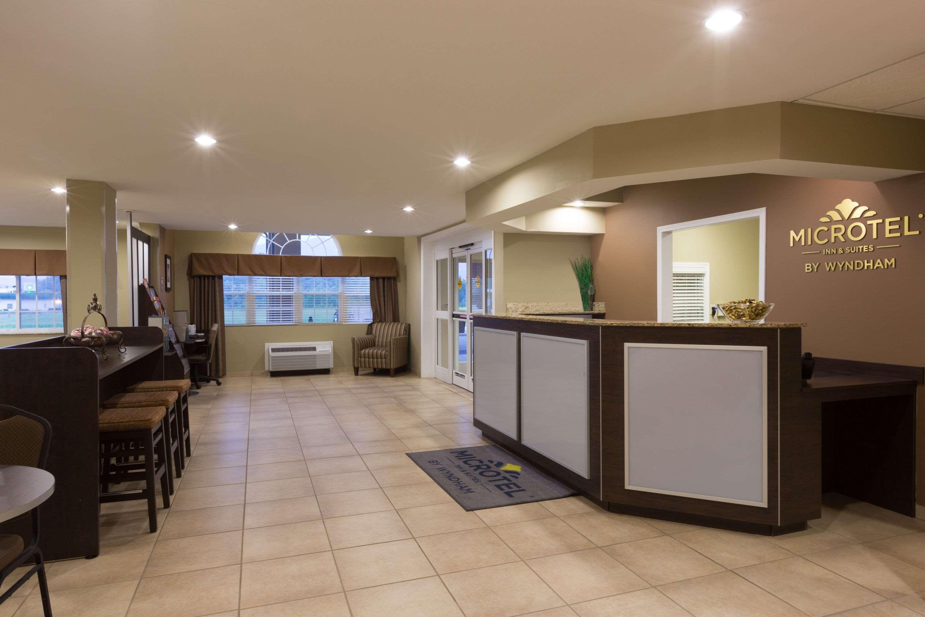 Microtel Inn & Suites Dillsboro/Sylva Buitenkant foto