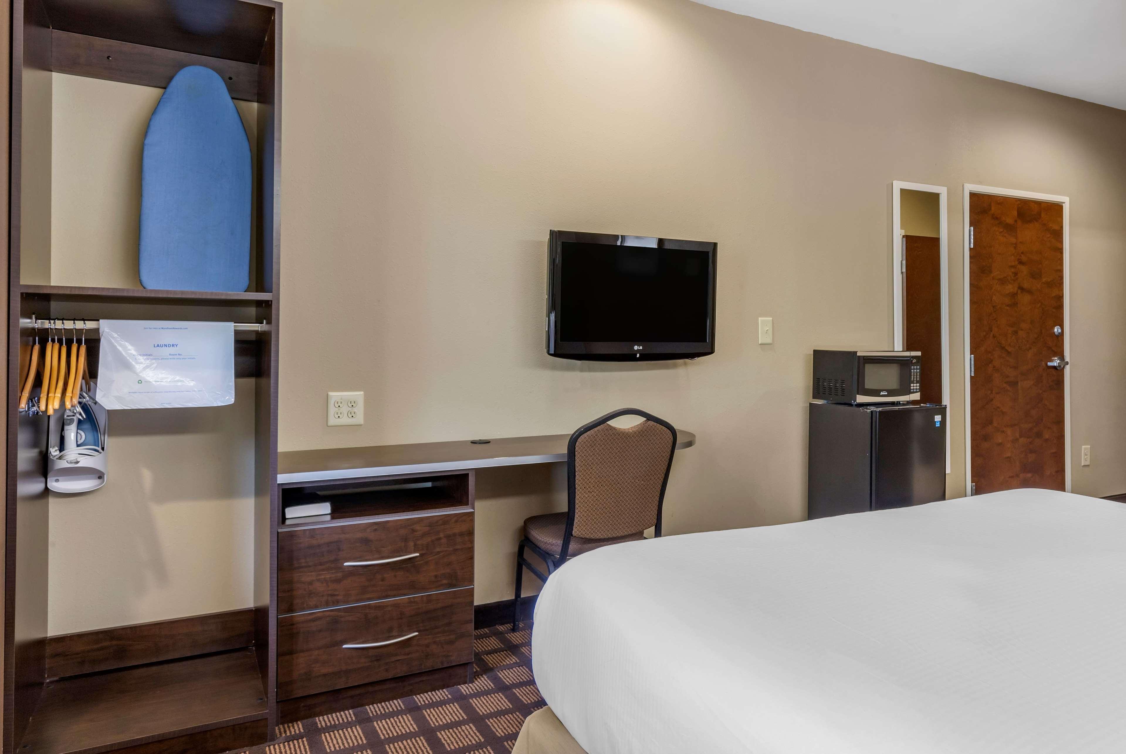 Microtel Inn & Suites Dillsboro/Sylva Buitenkant foto
