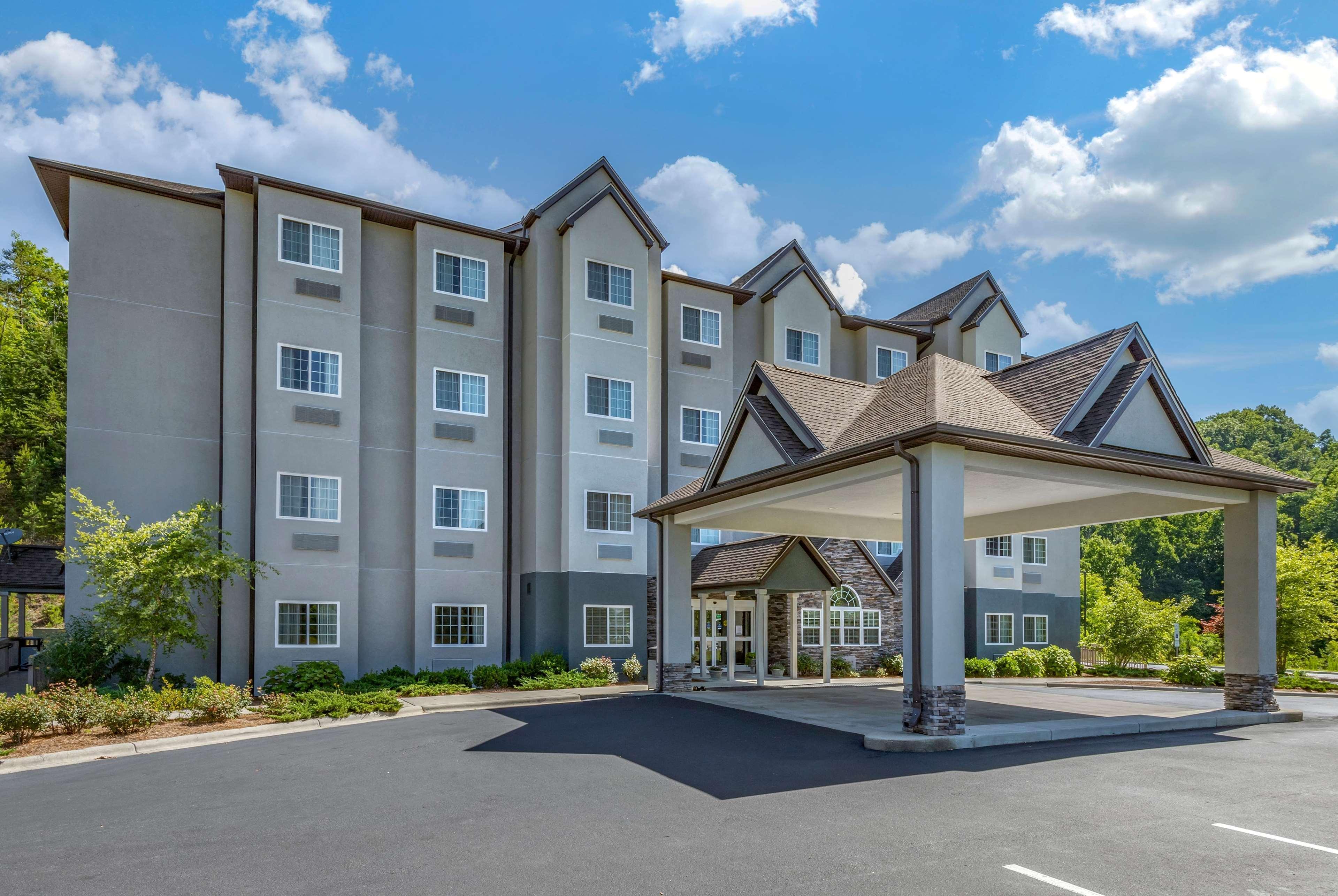 Microtel Inn & Suites Dillsboro/Sylva Buitenkant foto
