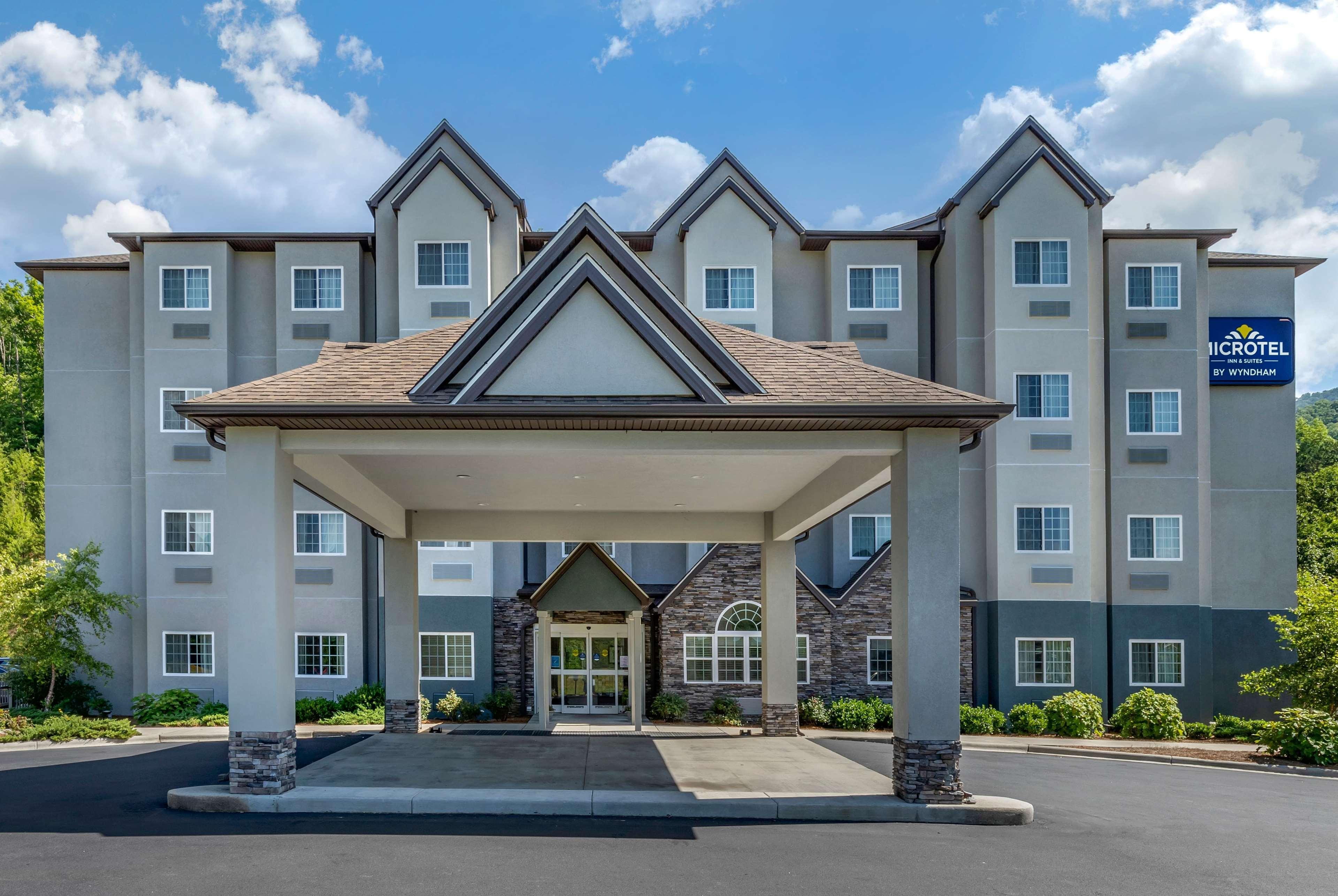 Microtel Inn & Suites Dillsboro/Sylva Buitenkant foto