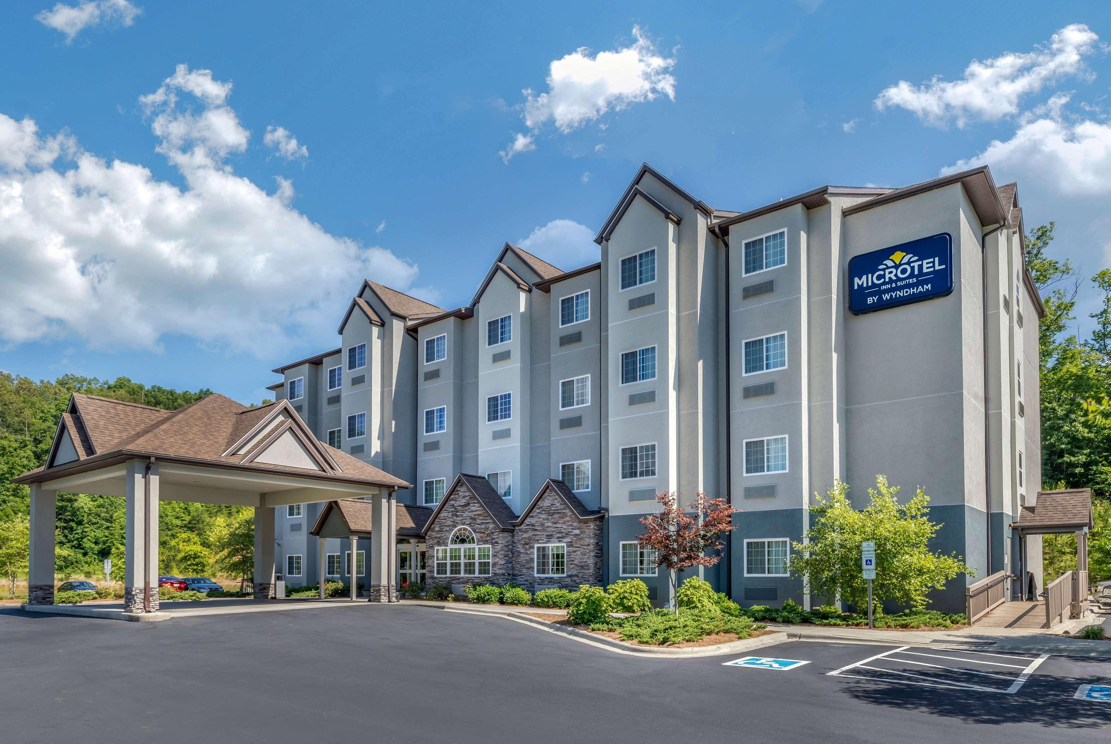Microtel Inn & Suites Dillsboro/Sylva Buitenkant foto
