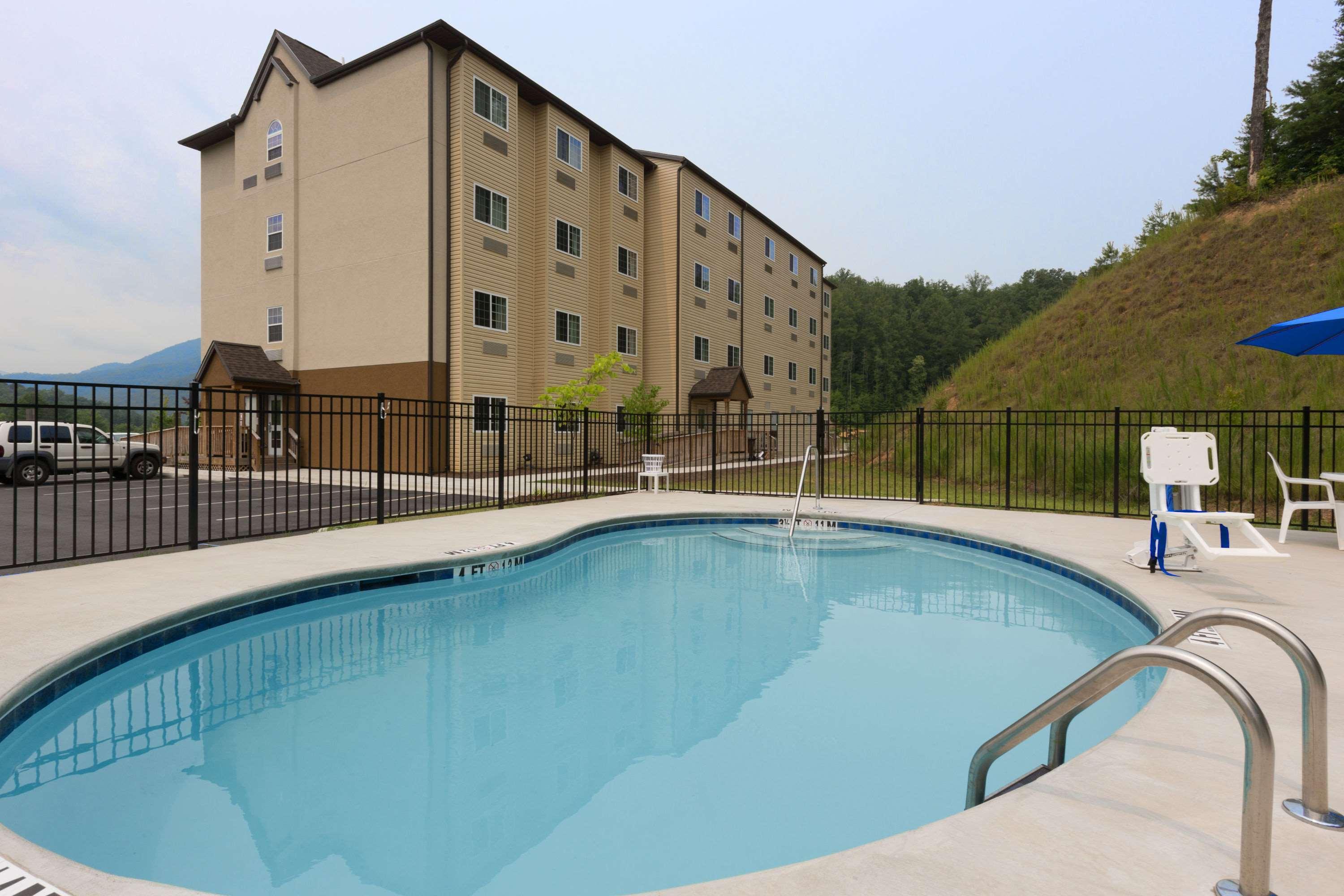 Microtel Inn & Suites Dillsboro/Sylva Buitenkant foto